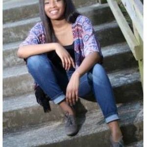 Meet your Posher, Nadia